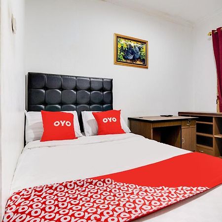 Oyo Life 91994 Sawerigading Jatinangor Syariah Hotel Sayang Kültér fotó
