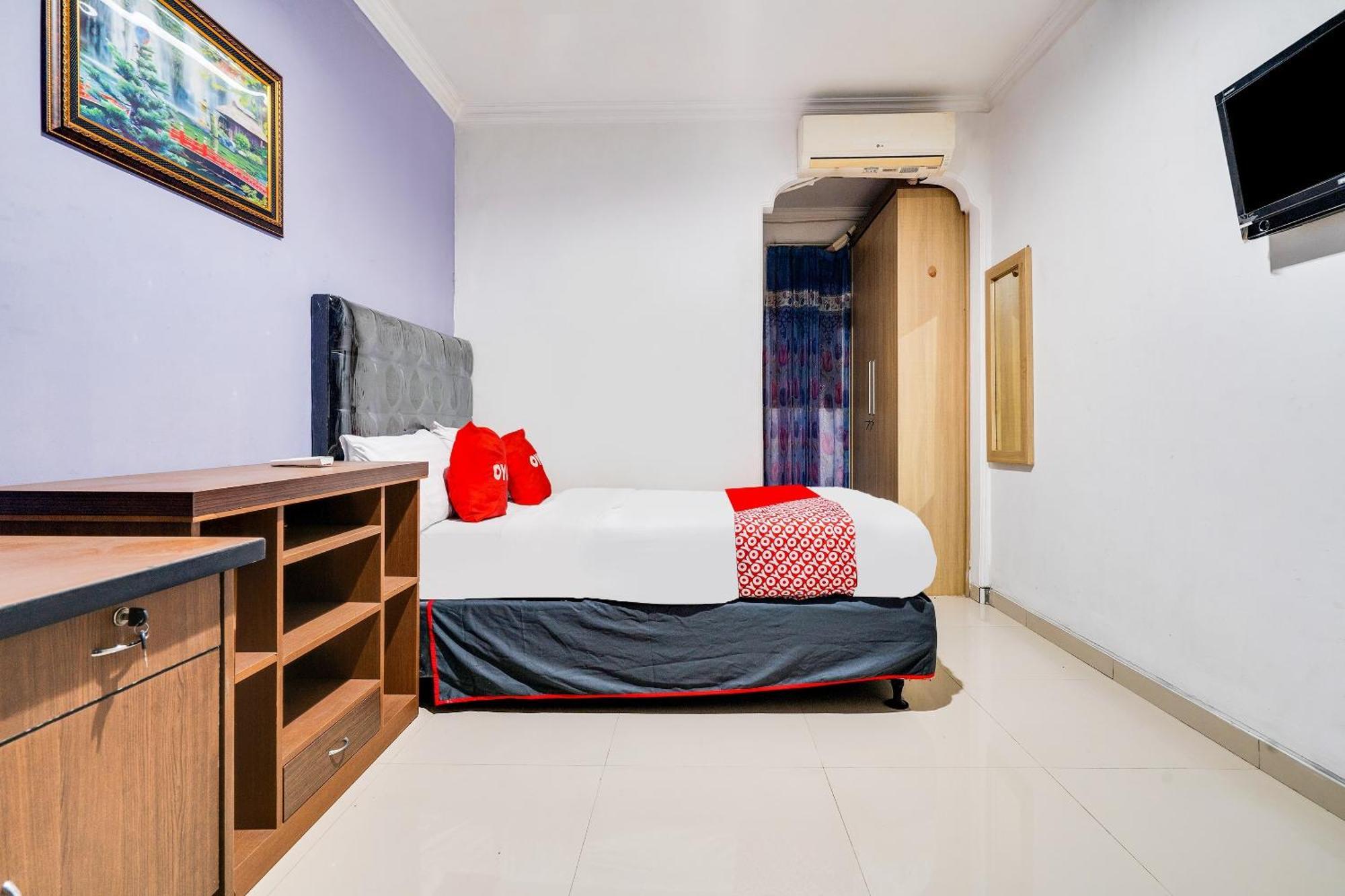 Oyo Life 91994 Sawerigading Jatinangor Syariah Hotel Sayang Kültér fotó